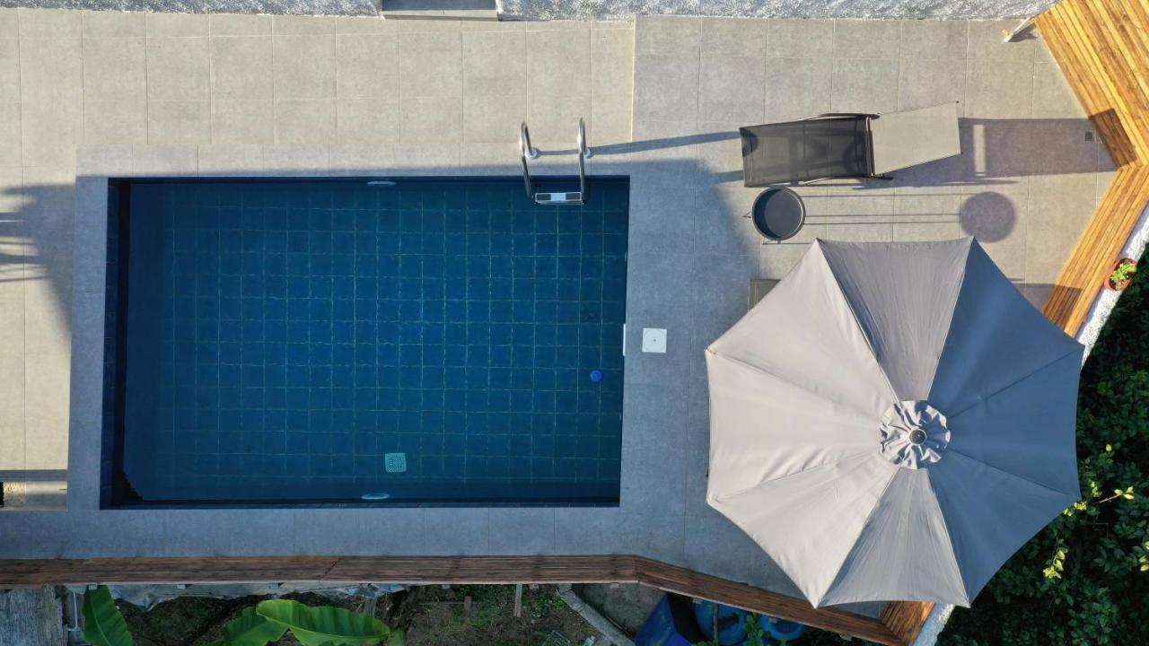 Boutique Hotel Sleep And Wine Batumi Exterior photo
