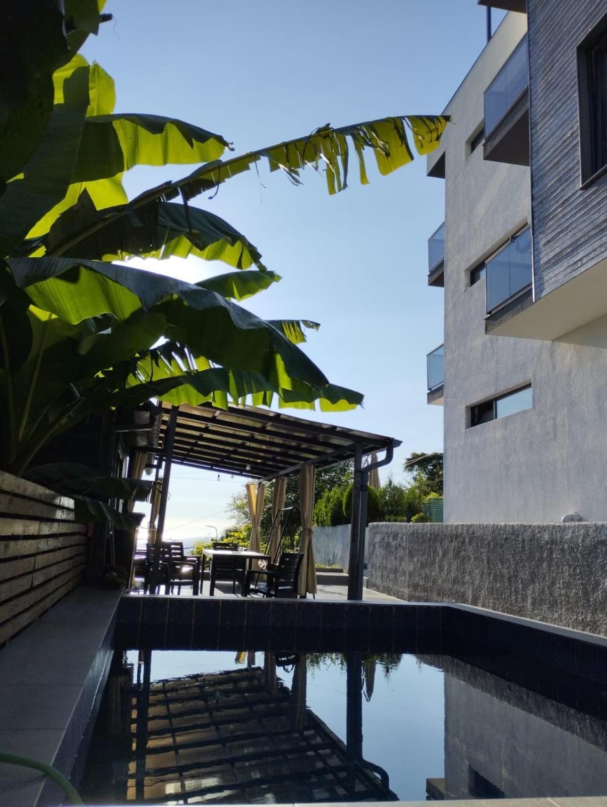 Boutique Hotel Sleep And Wine Batumi Exterior photo