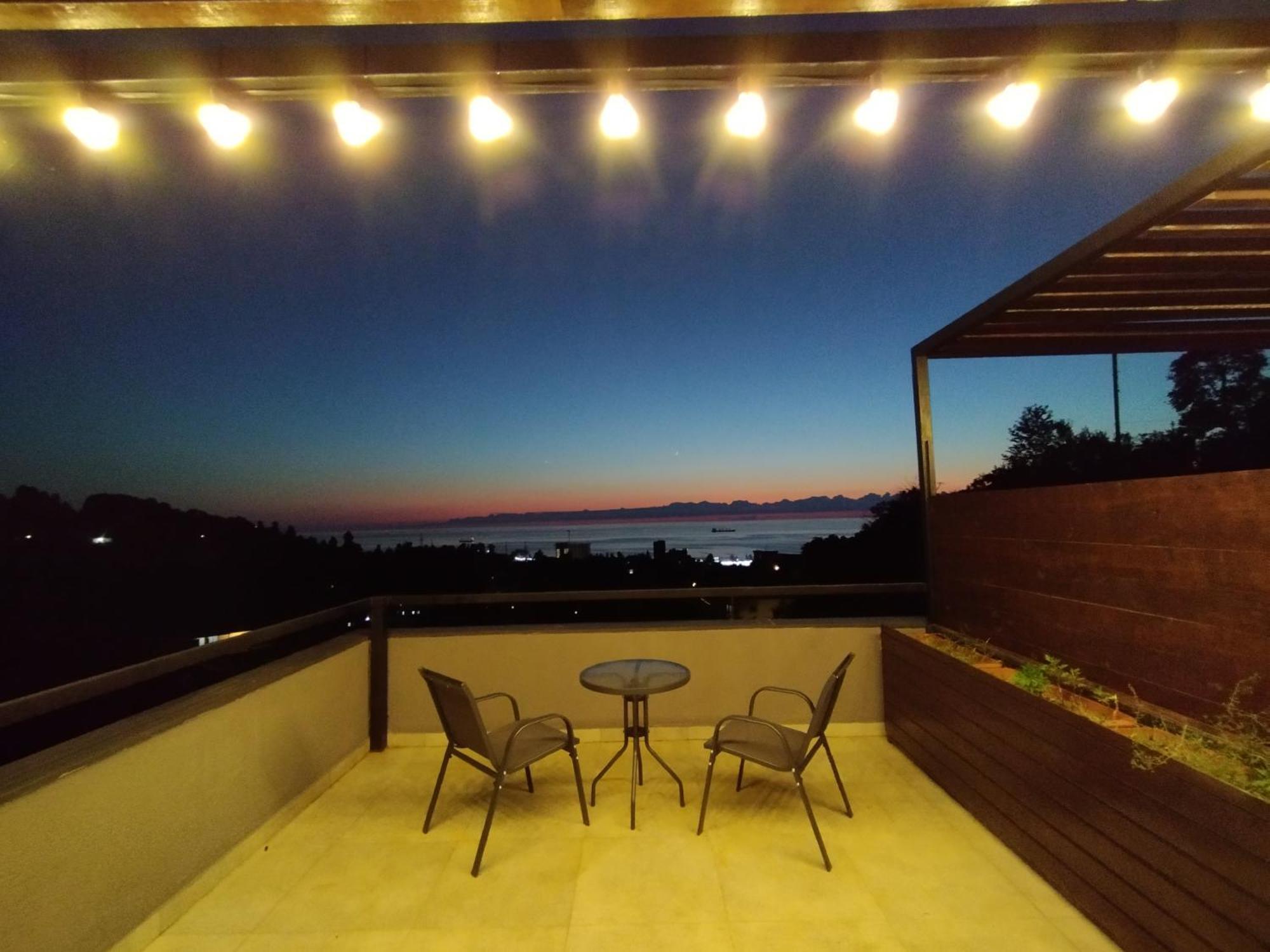 Boutique Hotel Sleep And Wine Batumi Exterior photo